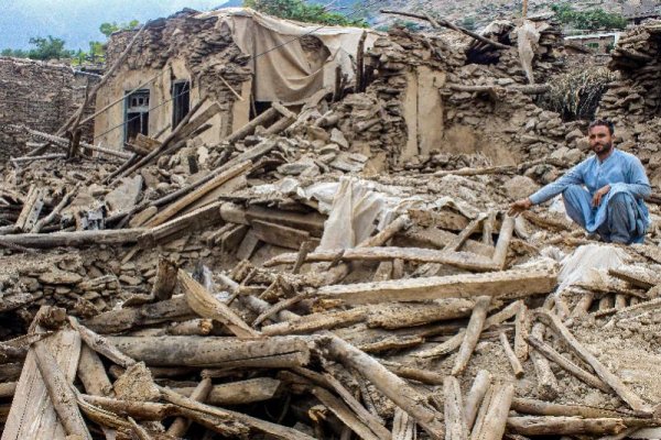 A策略 阿富汗地震已致超两千人死亡！中方决定提供5000万元援助