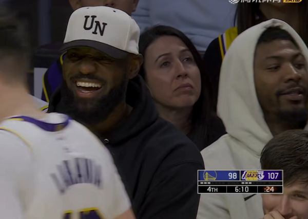 配资台 湖人罚球35-8完爆勇士！季前赛就8打5？库里摇头，詹皇狂喜很开心